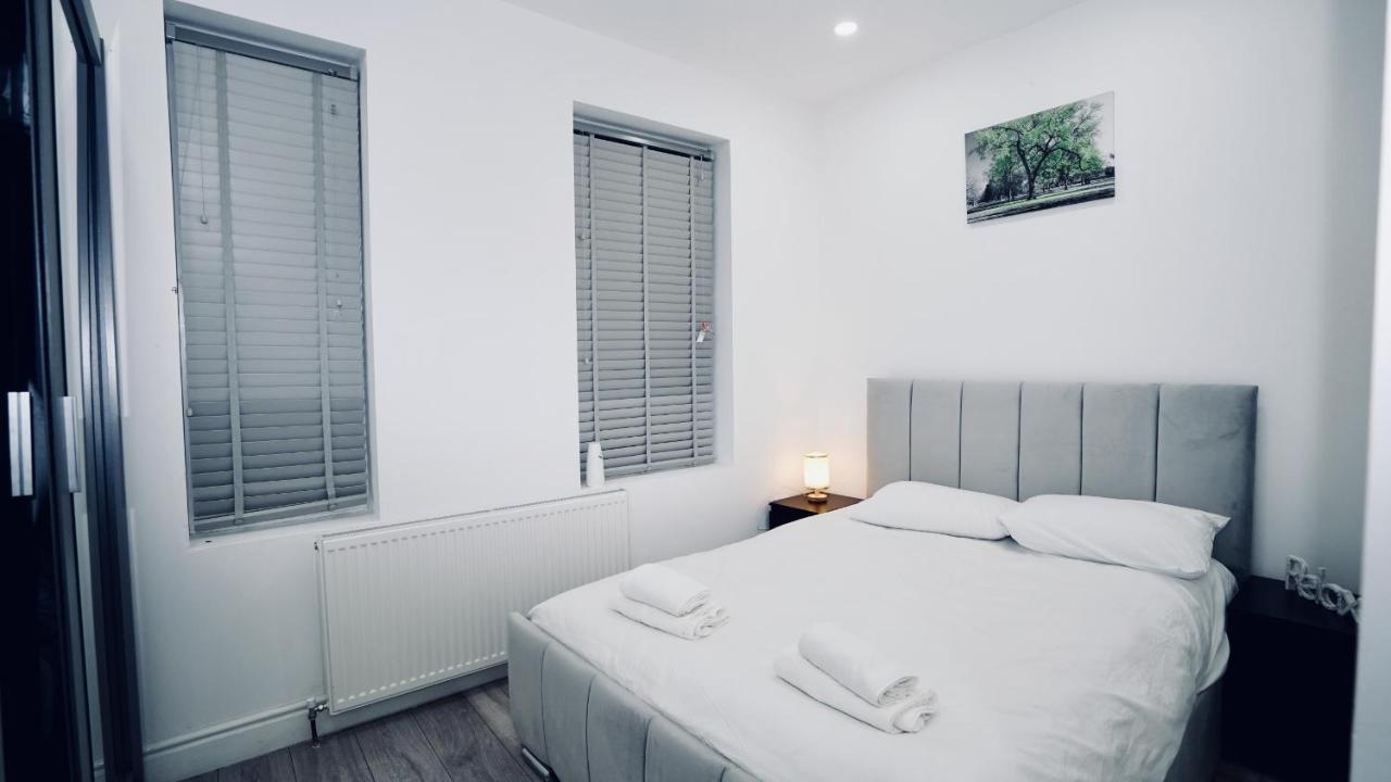 E2M Stays Lovely Apt Close To Ilford Station With Free Parking 외부 사진